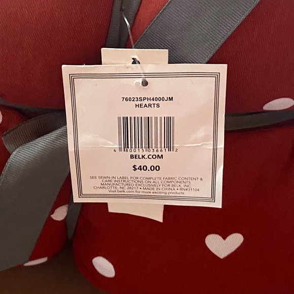 Decorative Throw pillows - Picture 2 of 2